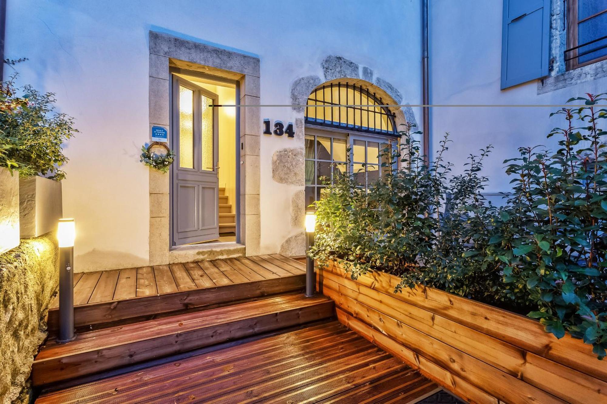 Le Chicissime, Coeur Du Village, Lla Selections By Location Lac Annecy 塔卢瓦尔 外观 照片